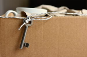 Abschied von den eigenen vier Wänden – Der sensible Weg beim Umzug ins Pflegeheim